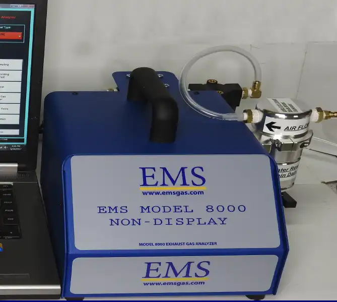 Emissions Analyzer EMS Model 8000